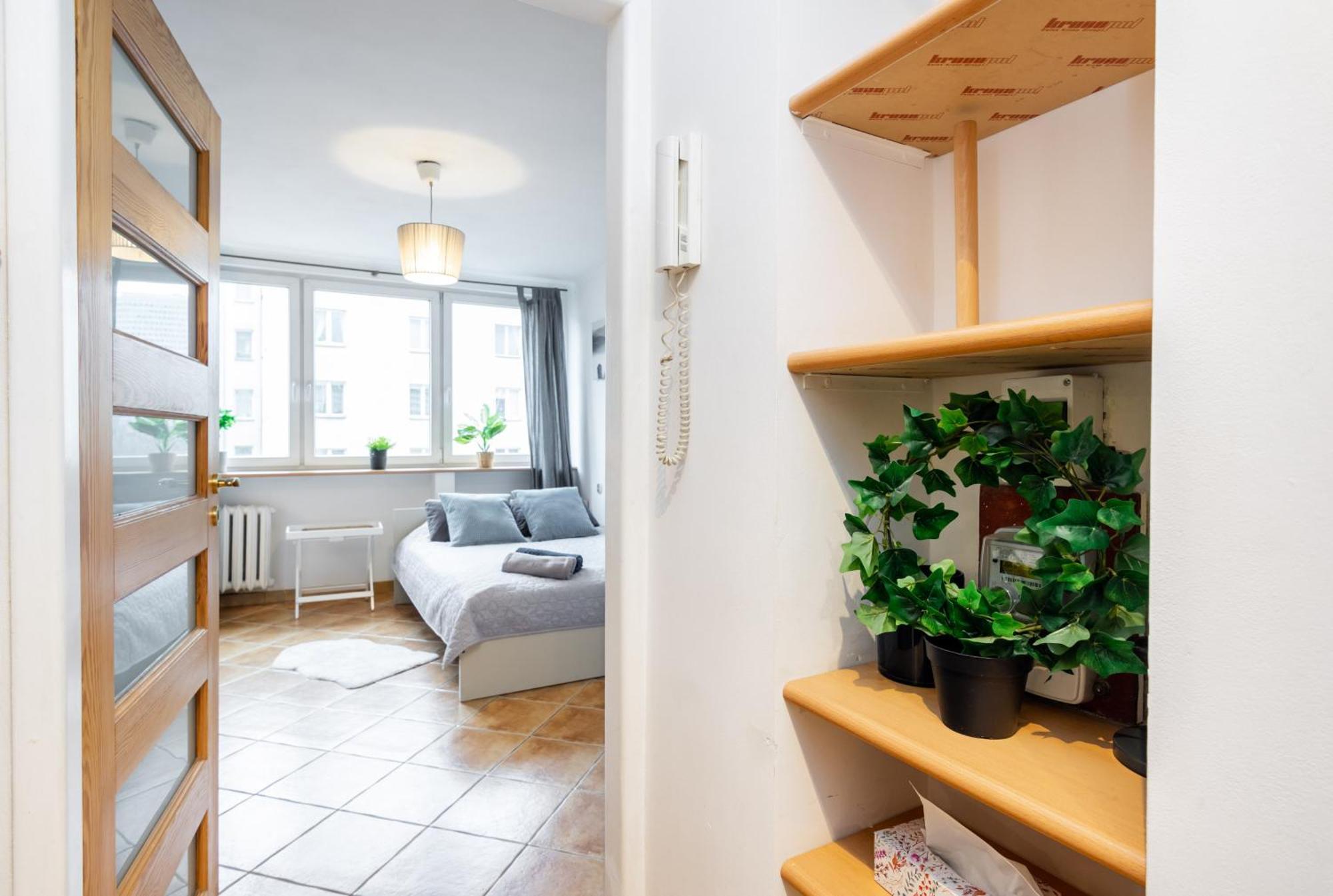 Cinnamon Apartment Metro Swietokrzyska Warschau Buitenkant foto