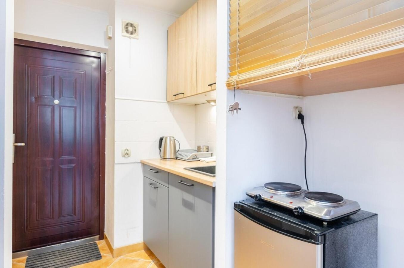 Cinnamon Apartment Metro Swietokrzyska Warschau Buitenkant foto